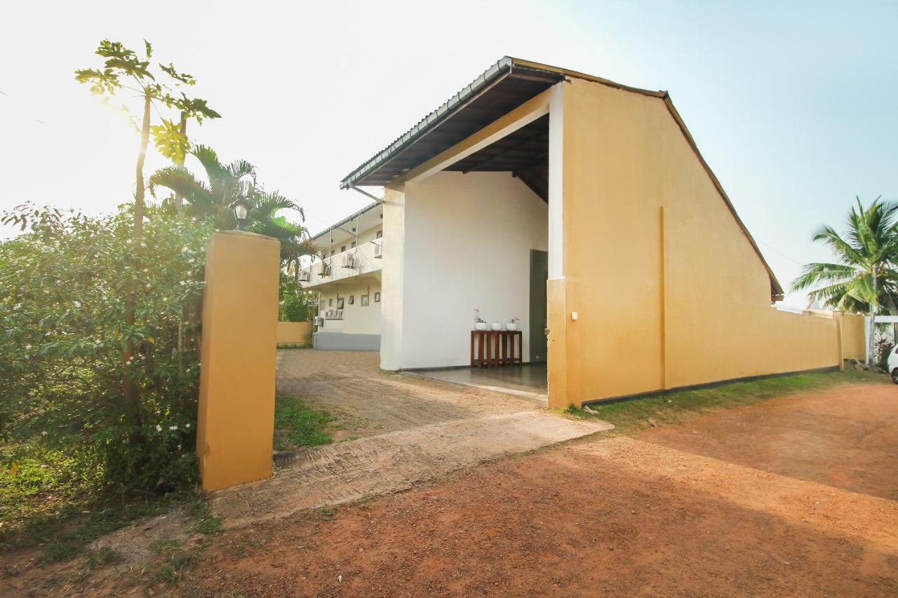 Kalla Bongo Lake Resort Hikkaduwa Exterior foto
